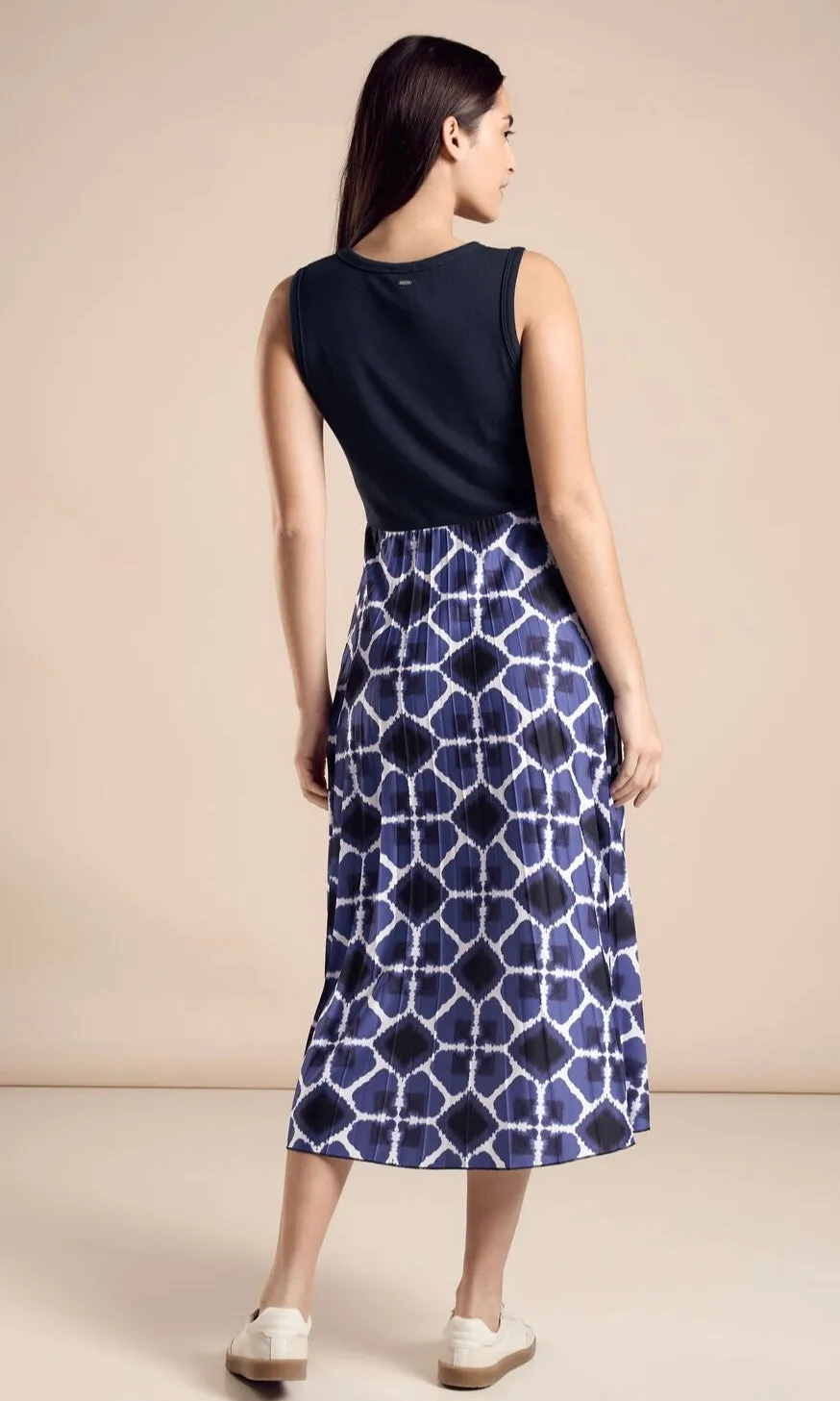 144065- Sleeveless MIDI Dress w/ printed Skirt- Street One