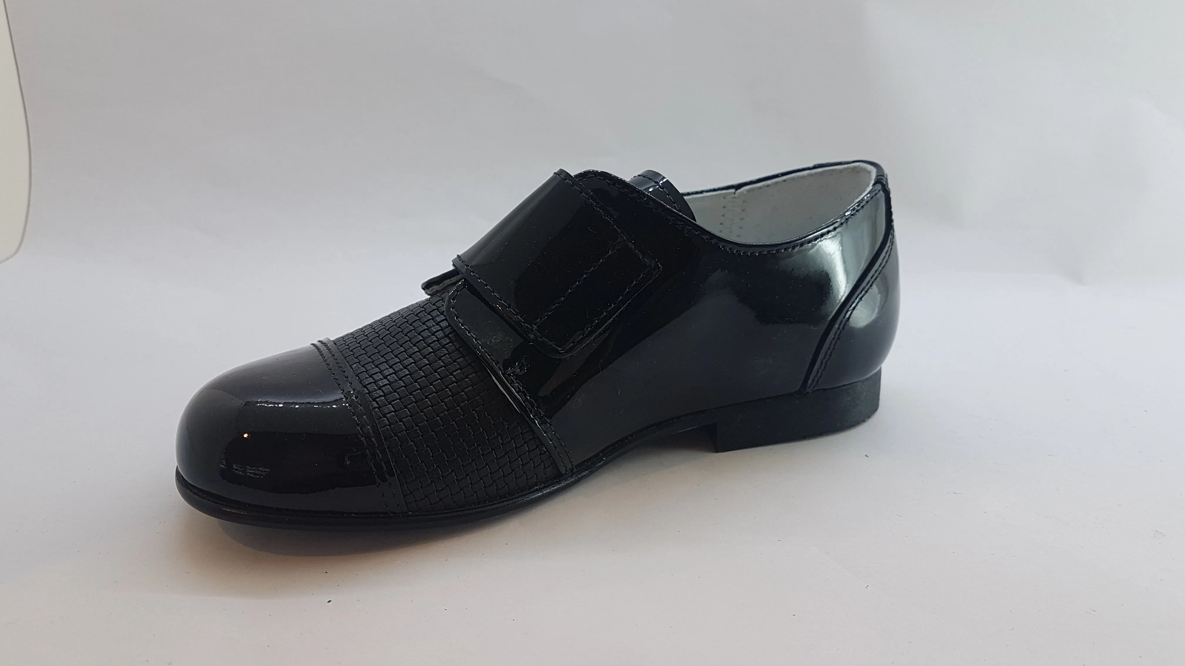 Beberlis Boys Black Double Buckle Dress Shoe