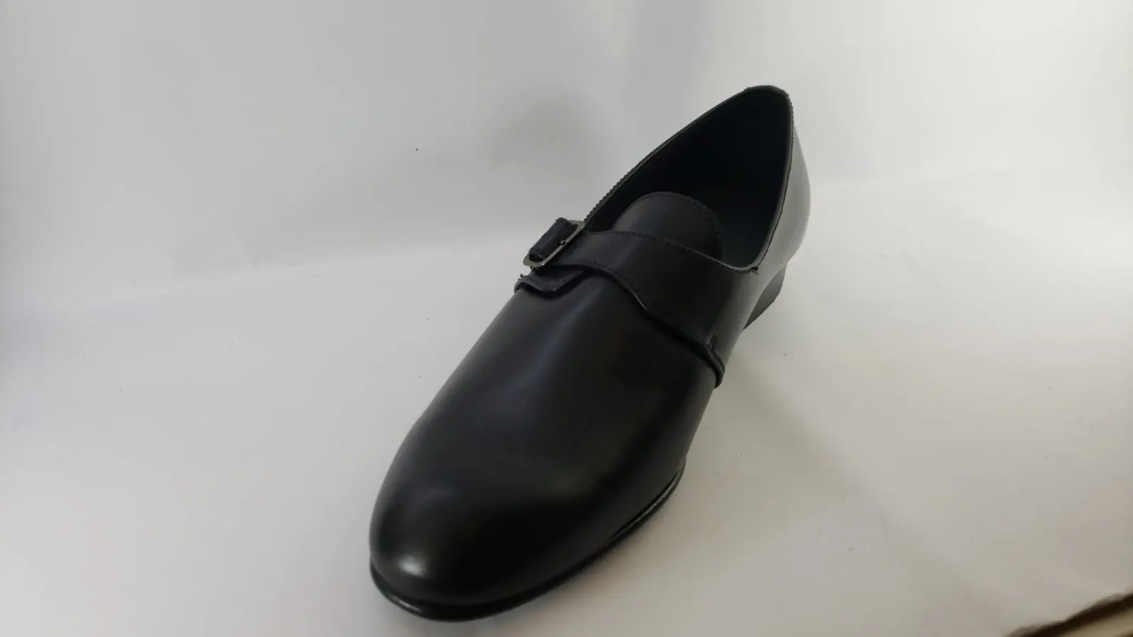 Beberlis Boys Black Leather Buckle Dress Shoes