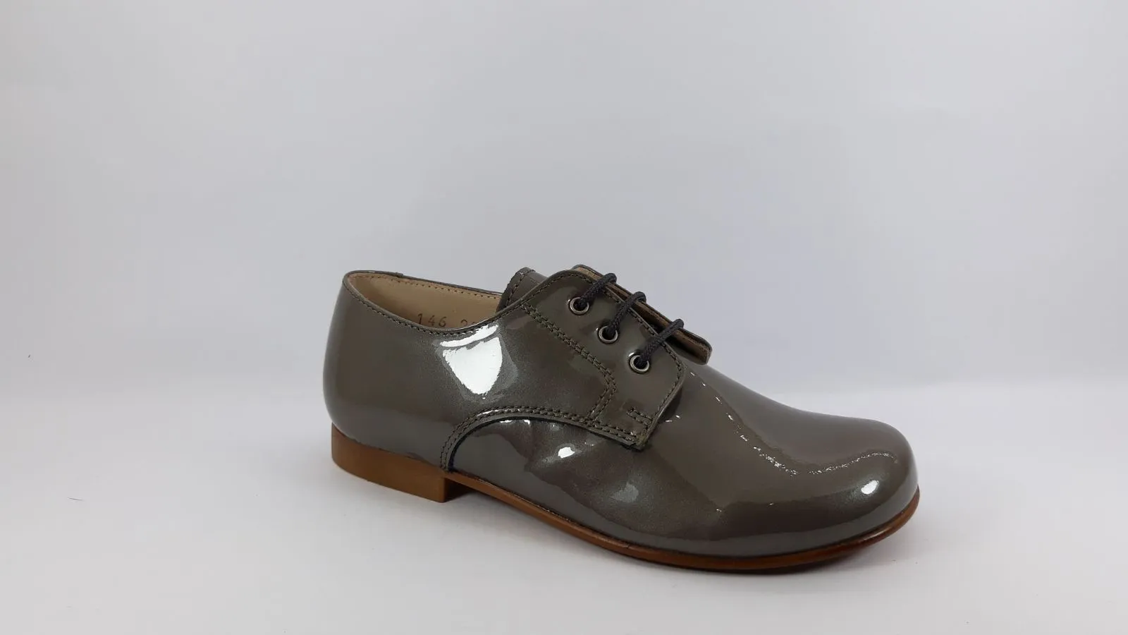 Beberlis Ceniza Patent Oxford Dress Shoe