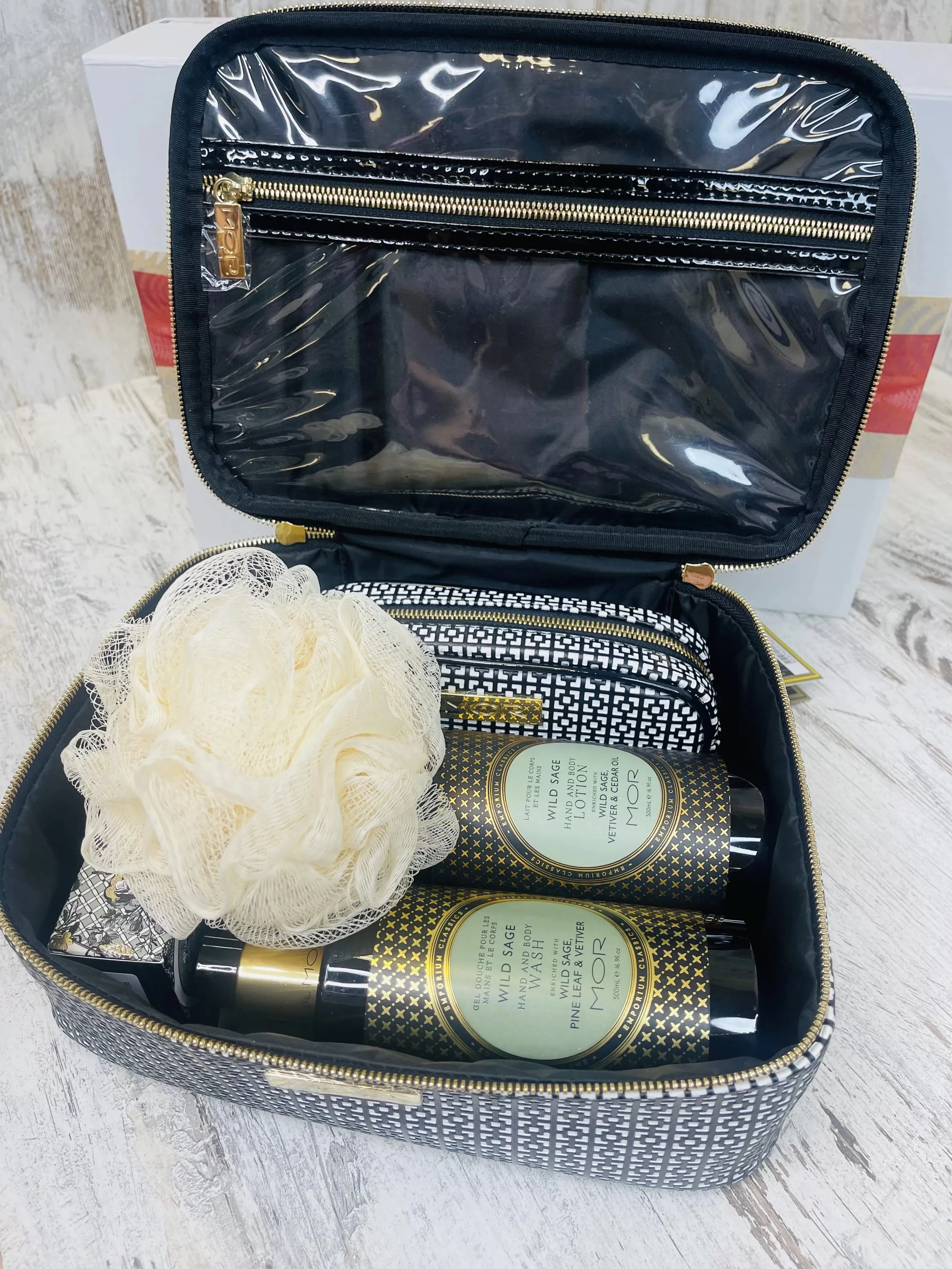 MOR Wild Sage 'Lux' Gift Pamper Box