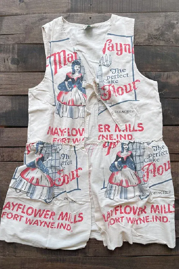 Morning Mayflower Front Tie Vest