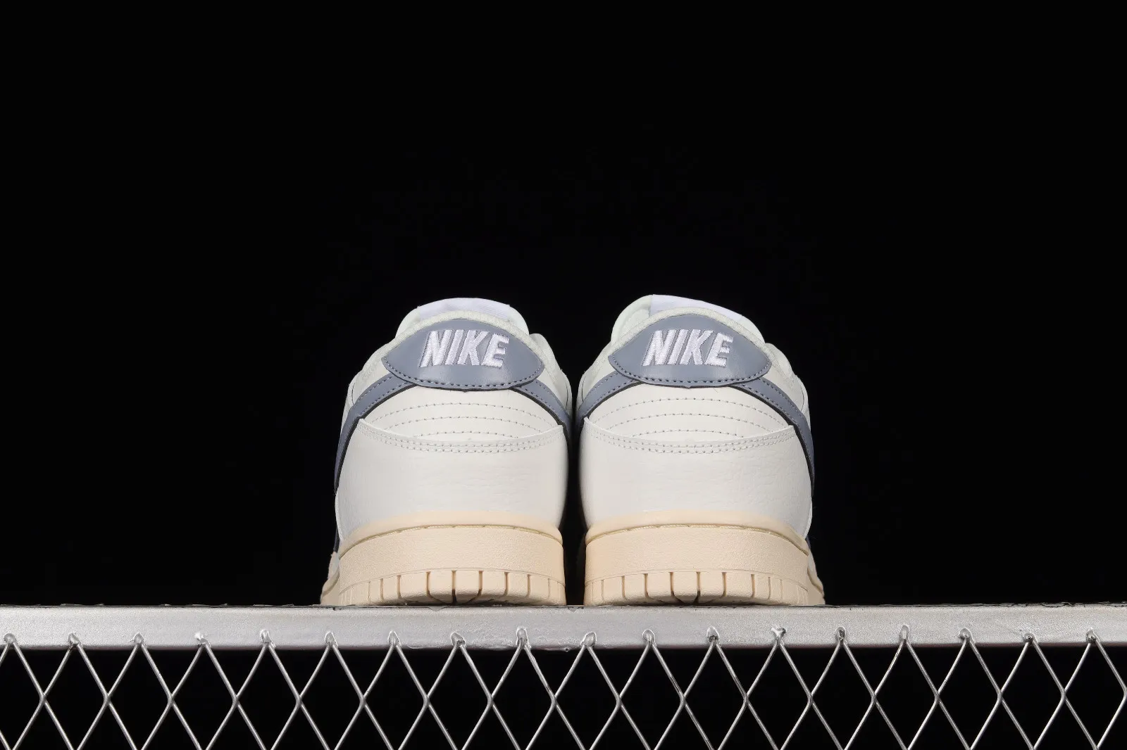 Nike SB Dunk Low Prm White Blue Rice White 854866-008