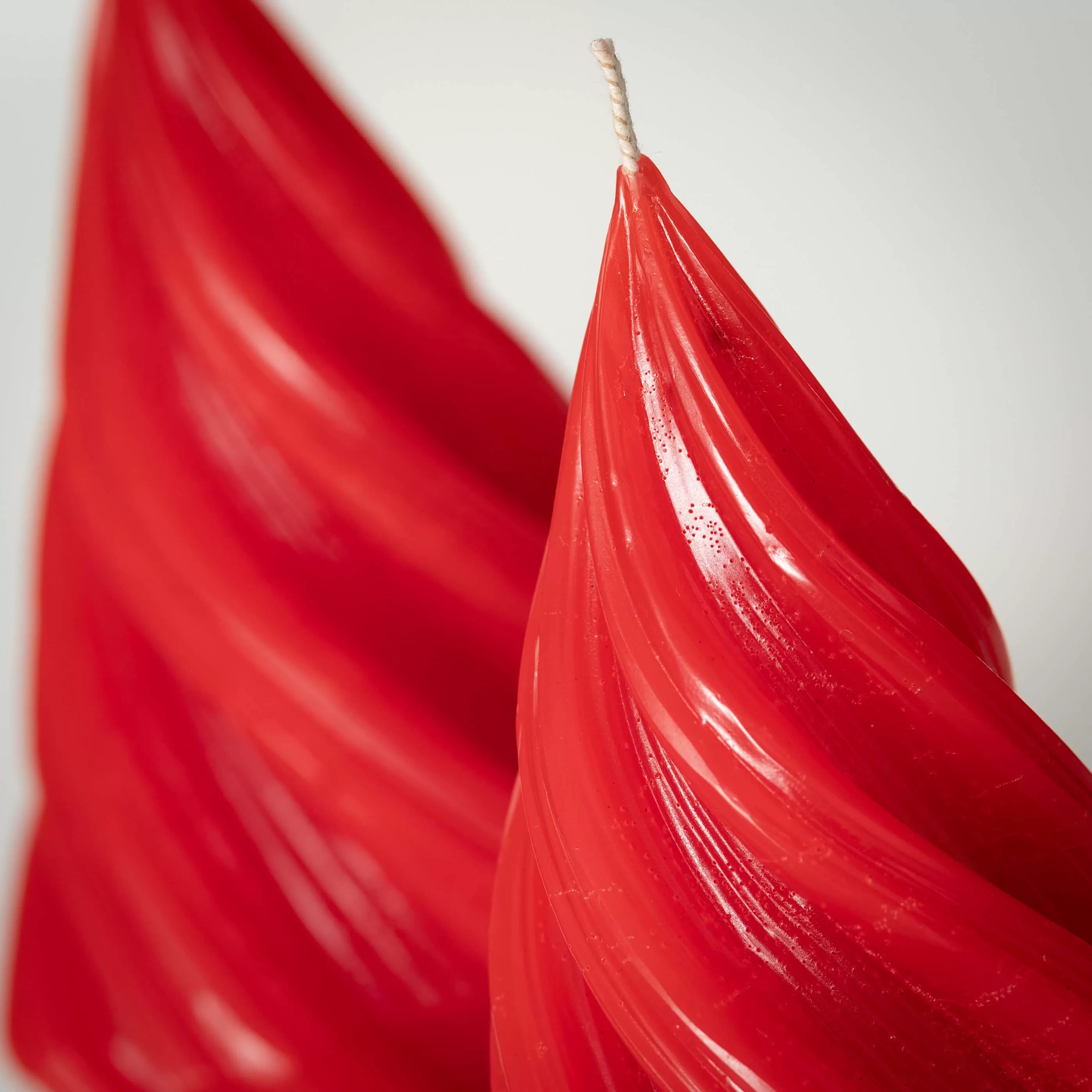 Red Christmas Tree Candle Set