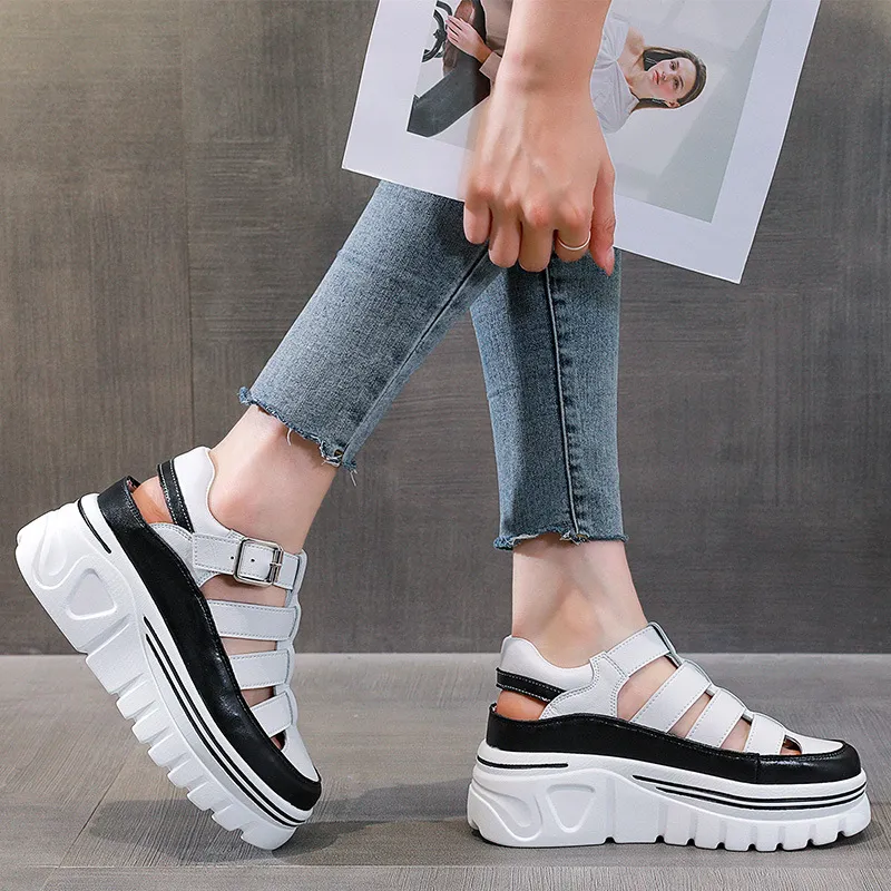 Women Platform Height-enhancing Sandals 